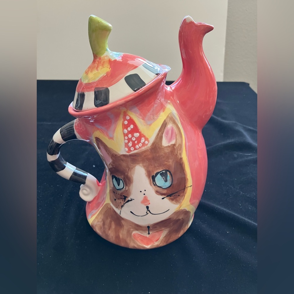 Hand painted Whimsical Ceramic Tea Pot Cat Design Salsa Color 9”